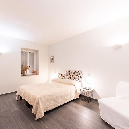 Bien-Bi Bed & Breakfast Napoli Bagian luar foto