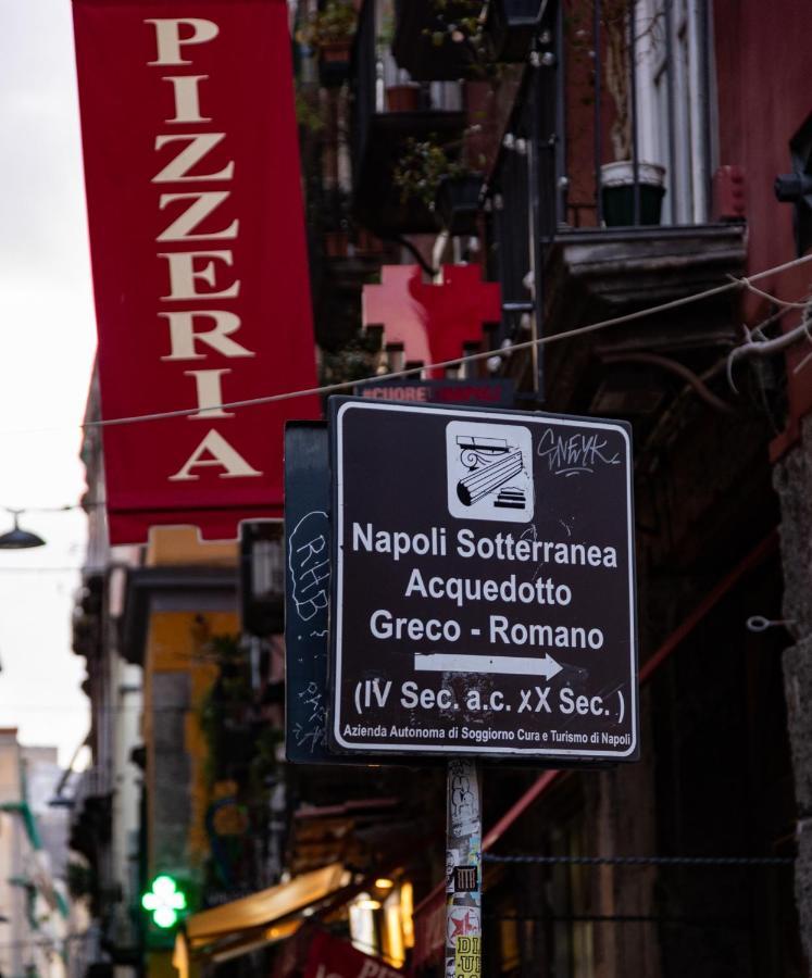 Bien-Bi Bed & Breakfast Napoli Bagian luar foto