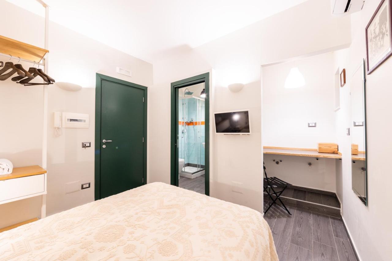 Bien-Bi Bed & Breakfast Napoli Bagian luar foto