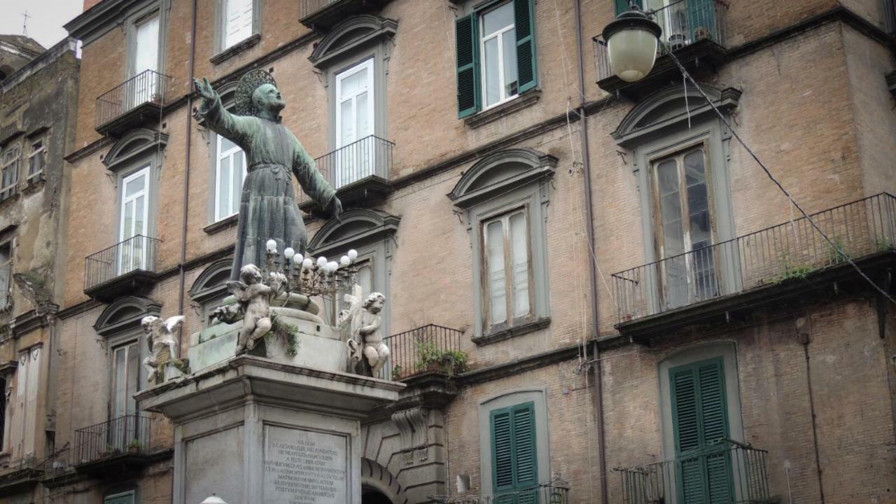 Bien-Bi Bed & Breakfast Napoli Bagian luar foto